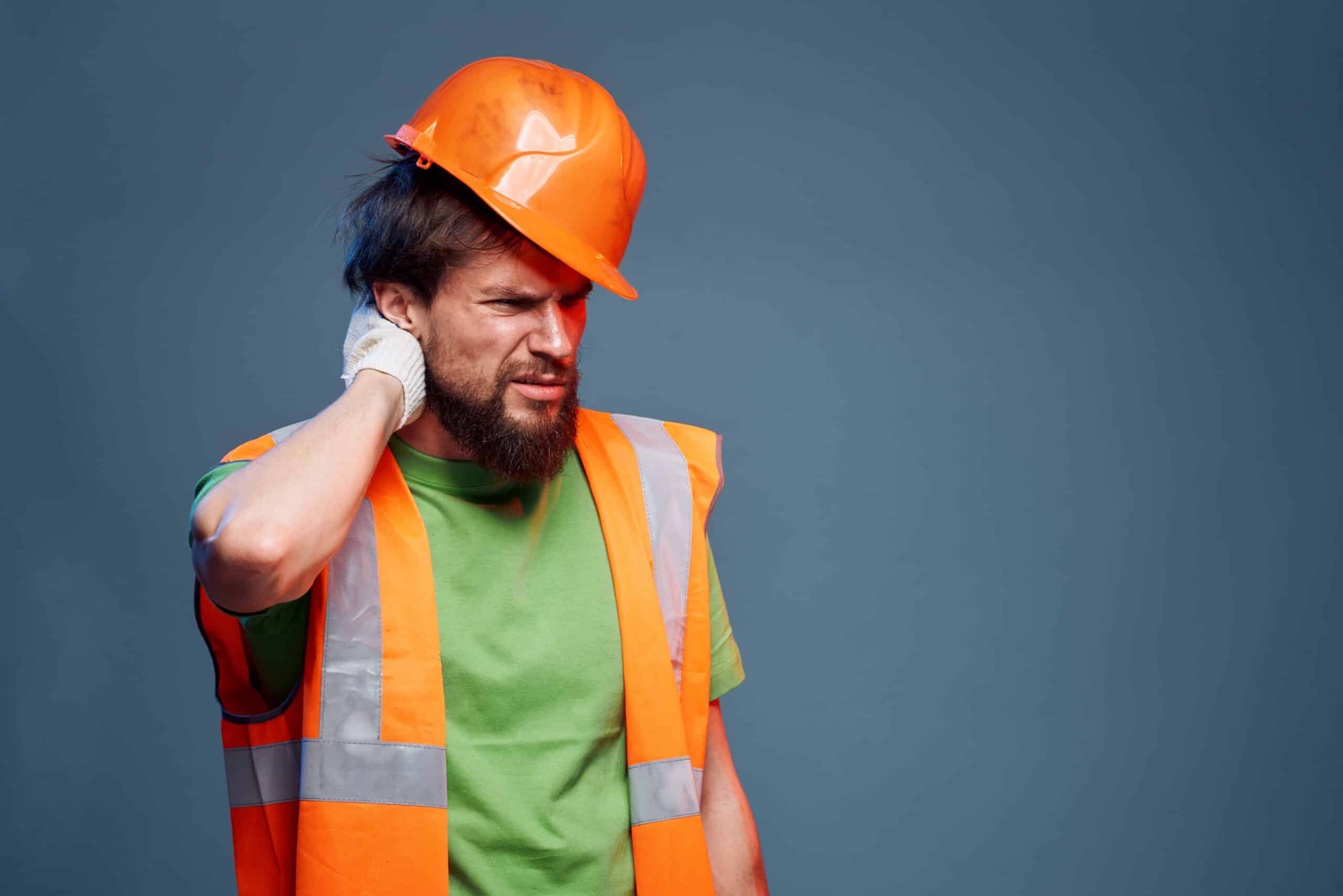Travailleur exposé à des risques ergonomiques